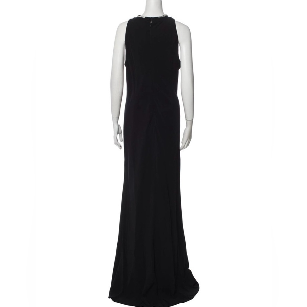 Oscar de La Renta black evening gown with cascading pearl necklace detail - Picture 4 of 4